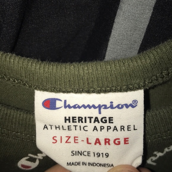 L Champion Heritage Tee - Picture 2 of 3